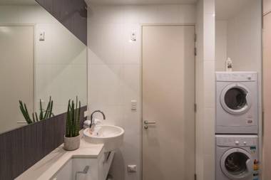 Kent Street Apartments - Element Escapes