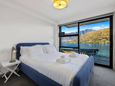 Residence du Lac by Staysouth