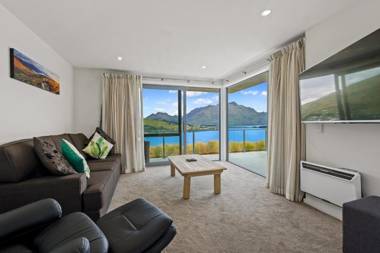 Queenstown Lake Views - Downstairs Apartment