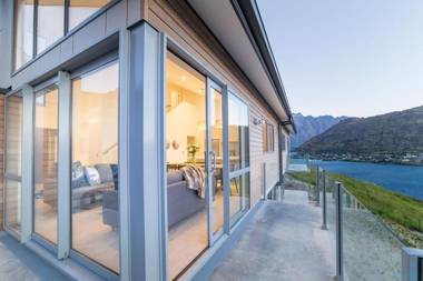 Bluewater Queenstown - Stunning Lake Views