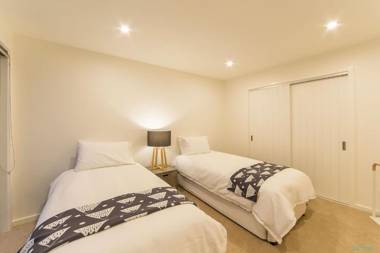 Bluewater Queenstown - Stunning Lake Views