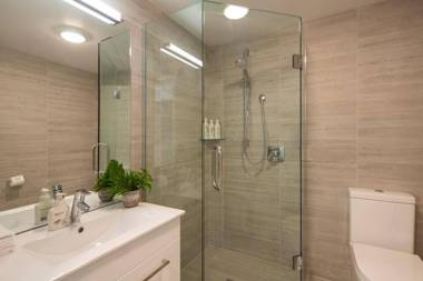 Queenstown Hillside Villa 1- City Location-Walk To Town