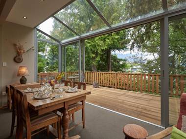 Rest and Relax - Queenstown Holiday Home