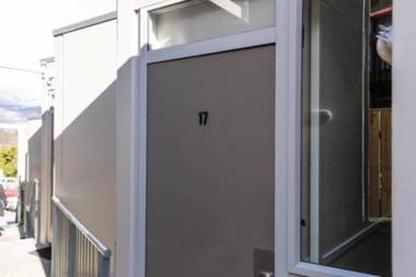 Mountain View City Apartment