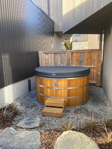 Central Queenstown Villa & Spa by Staysouth