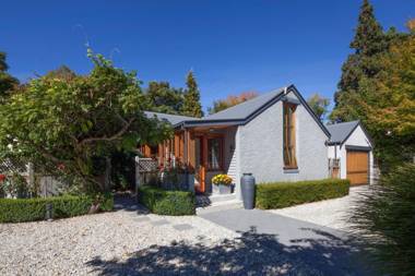 Arrowtown House Boutique Hotel