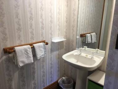 Settlers Cottage Motel