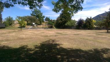 Park to Mountains Apartment