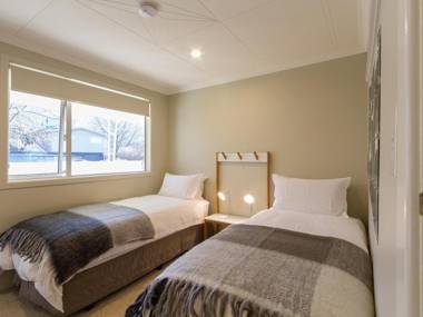 Alchemy Cottage - Arrowtown Holiday Home