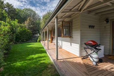 Stags Head Cottage - Arrowtown Holiday Home