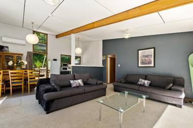 Merioneth Retreat - Arrowtown Holiday Home