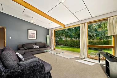 Merioneth Retreat - Arrowtown Holiday Home