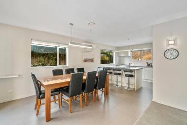 Modern Arrowtown Escape - Arrowtown Holiday Home