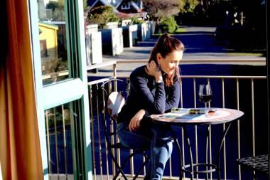 Les Troupes Apartments