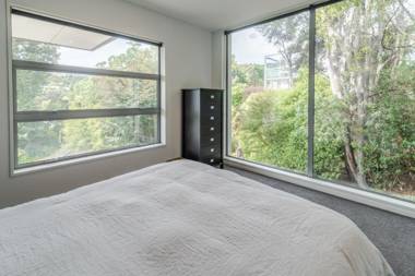 La Maison De Verre - Akaroa Holiday Home