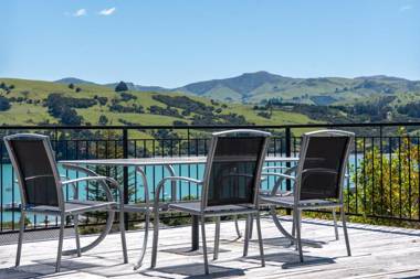 Vue De La Mer - Akaroa Holiday Home