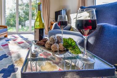 Taka Bach - Takamatua Bach