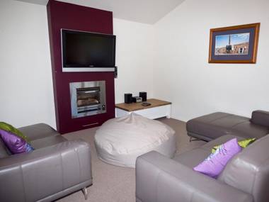 Harakeke House Upstairs - Ohakune Chalet