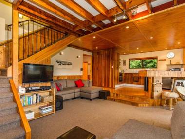 The Hut Retreat - Ohakune Holiday Home