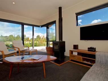 Mountain Revival - Ohakune Holiday Home