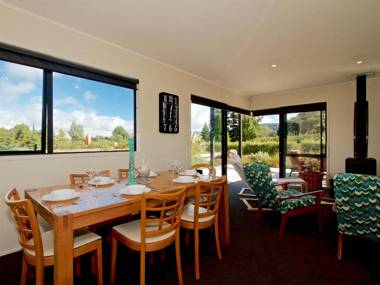 Mountain Revival - Ohakune Holiday Home
