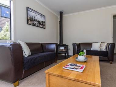 Escape on Alpine - Ohakune Holiday Home