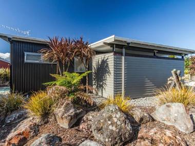 Snowmass Spa Escape - Ohakune Holiday Home