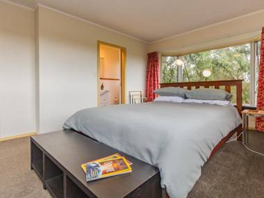 Raetihi Garden Spa Villa - Raetihi Holiday Home