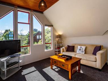 The Gingerbread House with Spa - Ohakune Holiday Home