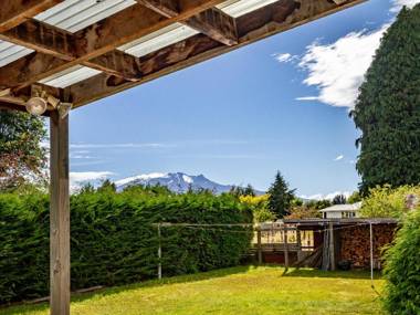 Powder View - Ohakune Holiday Home