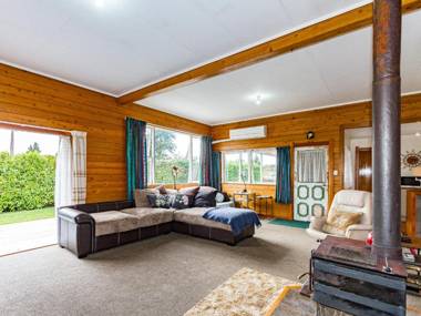 Powder View - Ohakune Holiday Home