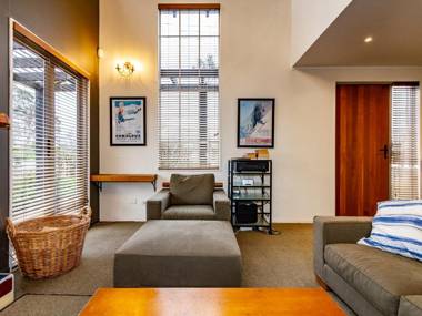 Awatea Chalet - Ohakune Holiday Home near Turoa