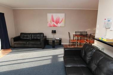 Commodore Motor Lodge