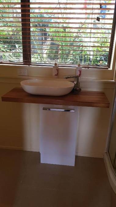 Pohutukawa Coast BnB