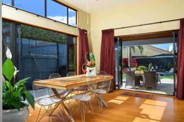 Tuscan Retreat Bed & Breakfast - Adults Only