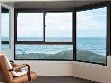 The Blue House - Papamoa Holiday Home