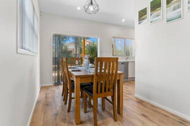 Picturesque Papamoa - Papamoa Holiday Home