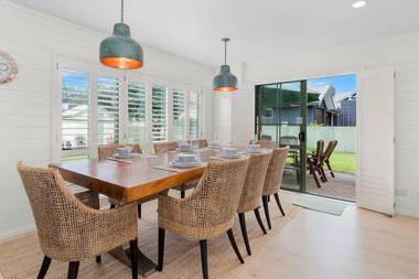 Kiwi Kuta with direct beach access - Matarangi Holiday Home