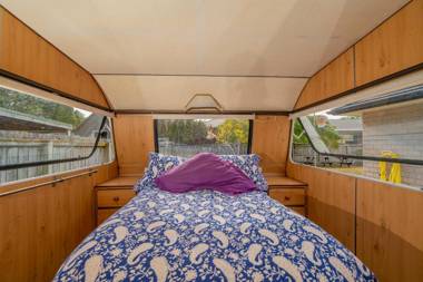 Rose's Beach Pad - Matarangi Holiday Home