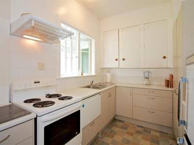 St Marys Vicarage Retreat - Raetihi Holiday Home