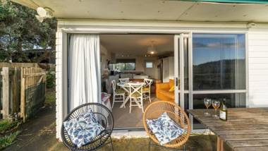 Wicks Whanau - Waitarere Beach Holiday Home
