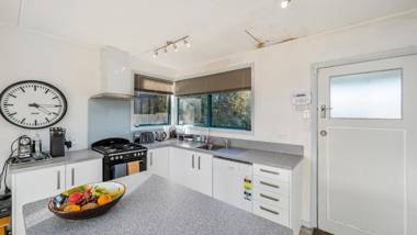 Wicks Whanau - Waitarere Beach Holiday Home