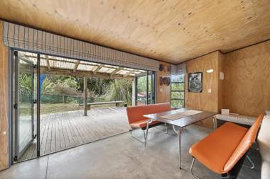 Tranquilo - Waikawa Beach Holiday Home