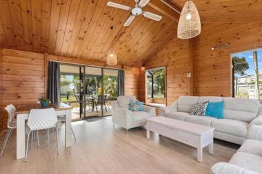 Bream Bay Sands - Ruakaka Holiday Home
