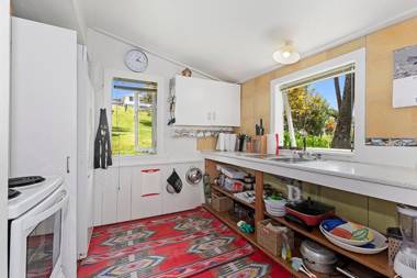 Hidden Cove Gem - Langs Beach Holiday Home