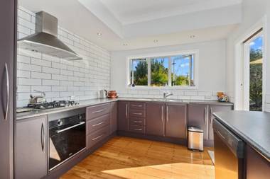 Somerton - Waipu Holiday Home