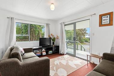 The Taranui Cottage - Mangawhai Heads Holiday Home