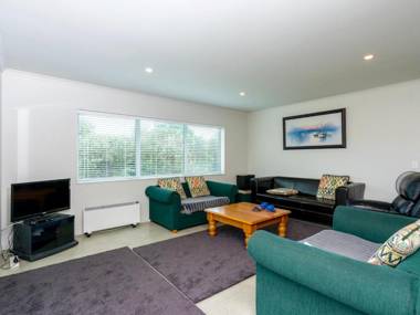 Millies Place - Mangawhai Holiday Home