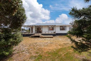 Esme Escape - Omaha Holiday Home