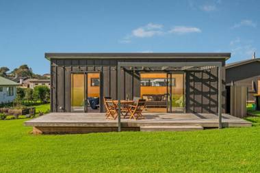 The Little Bach at Whangapoua